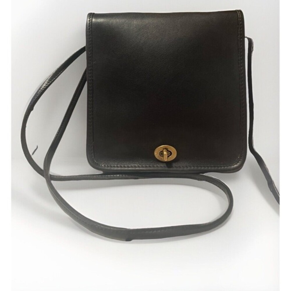 Coach Vintage Compact Pouch Black/Brass Leather Turn Lock Crossbody Bag Women